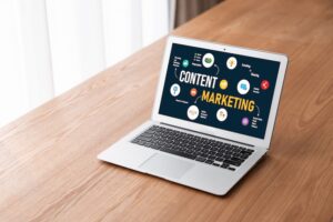 Content marketing på laptop